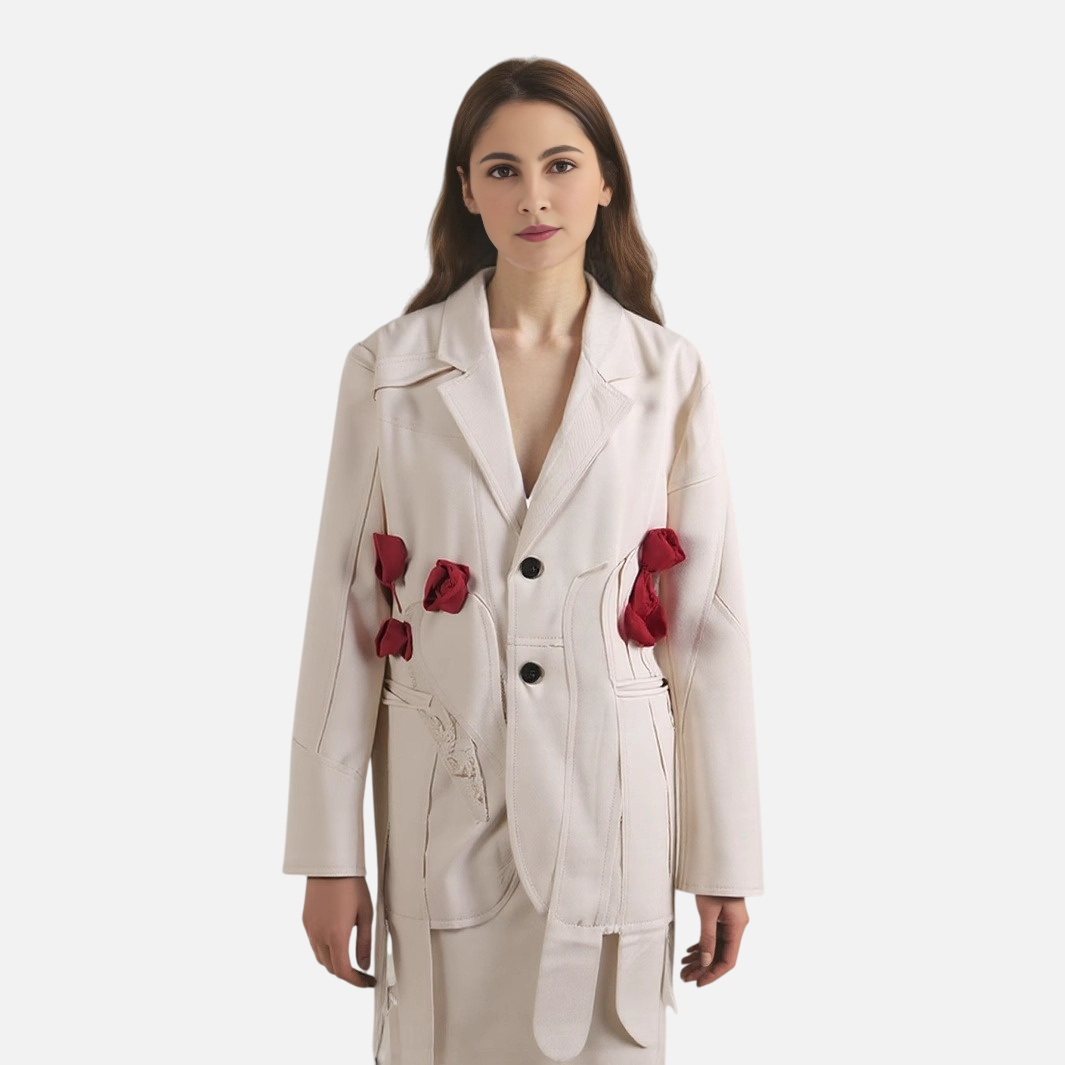 Manteau Trench Blanc Élégant avec Accents Floraux 3D