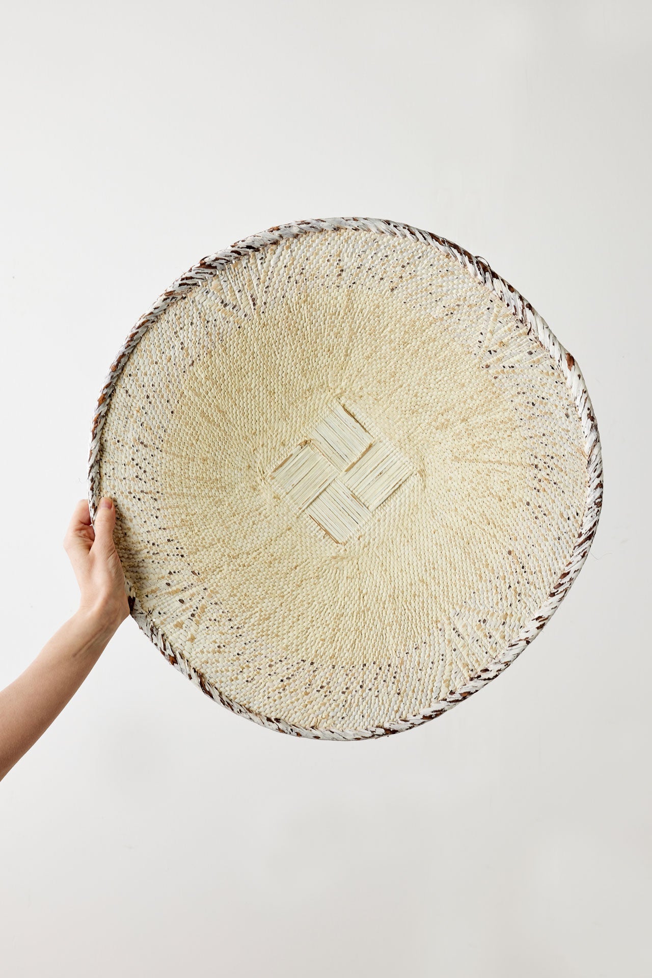 White Washed Handwoven Wall Basket - Korvel