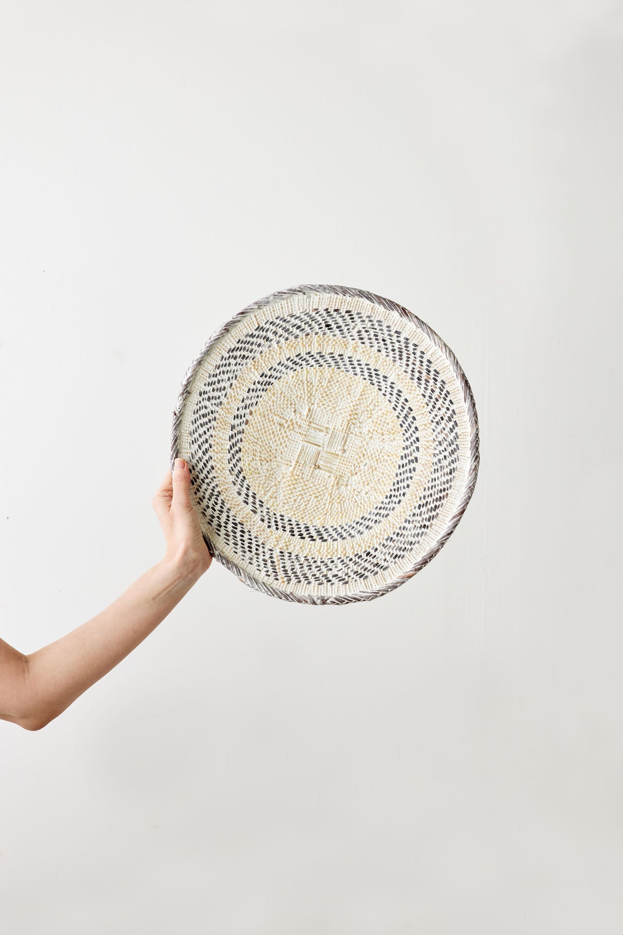 White Washed Handwoven Wall Basket - Korvel