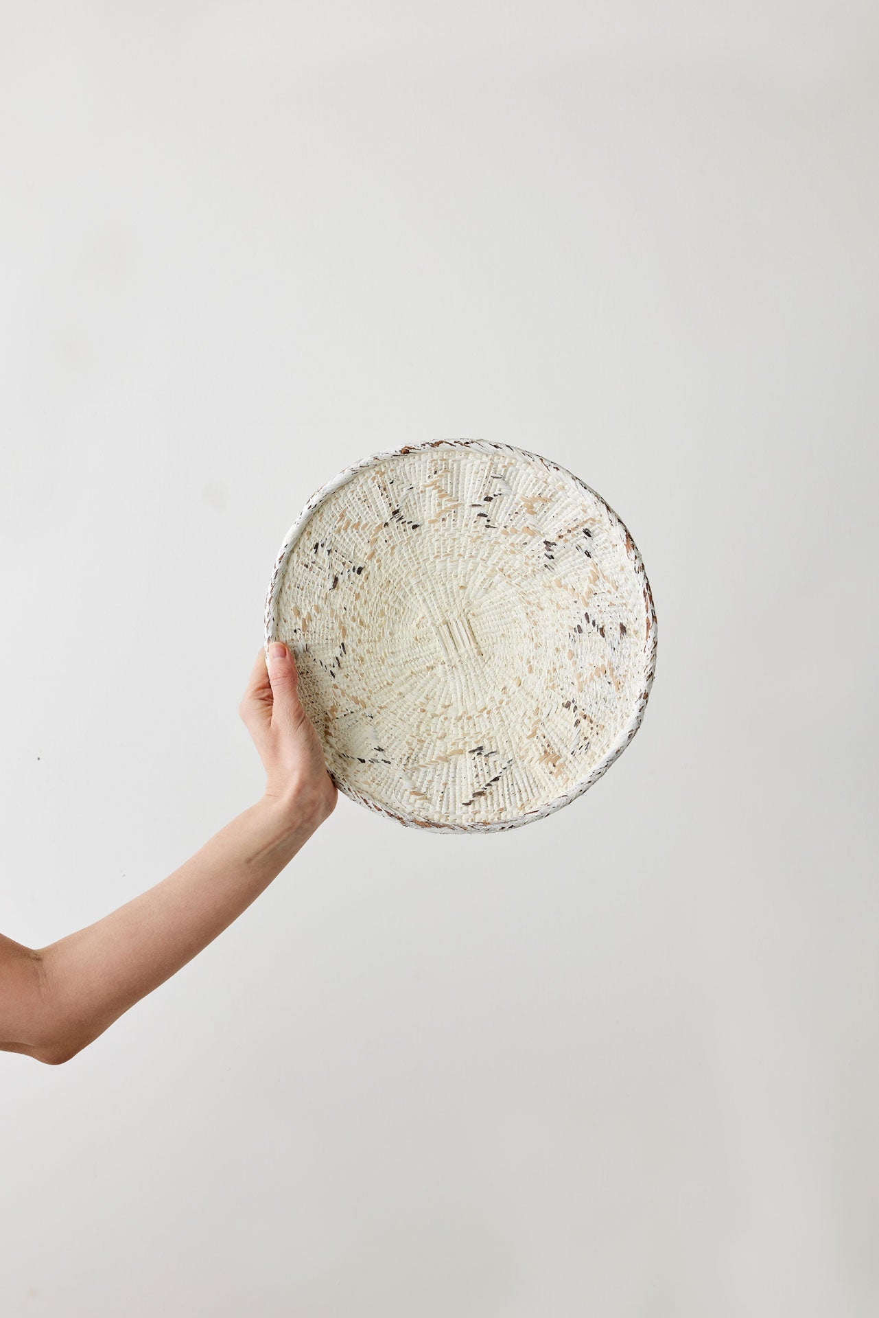 White Washed Handwoven Wall Basket - Korvel