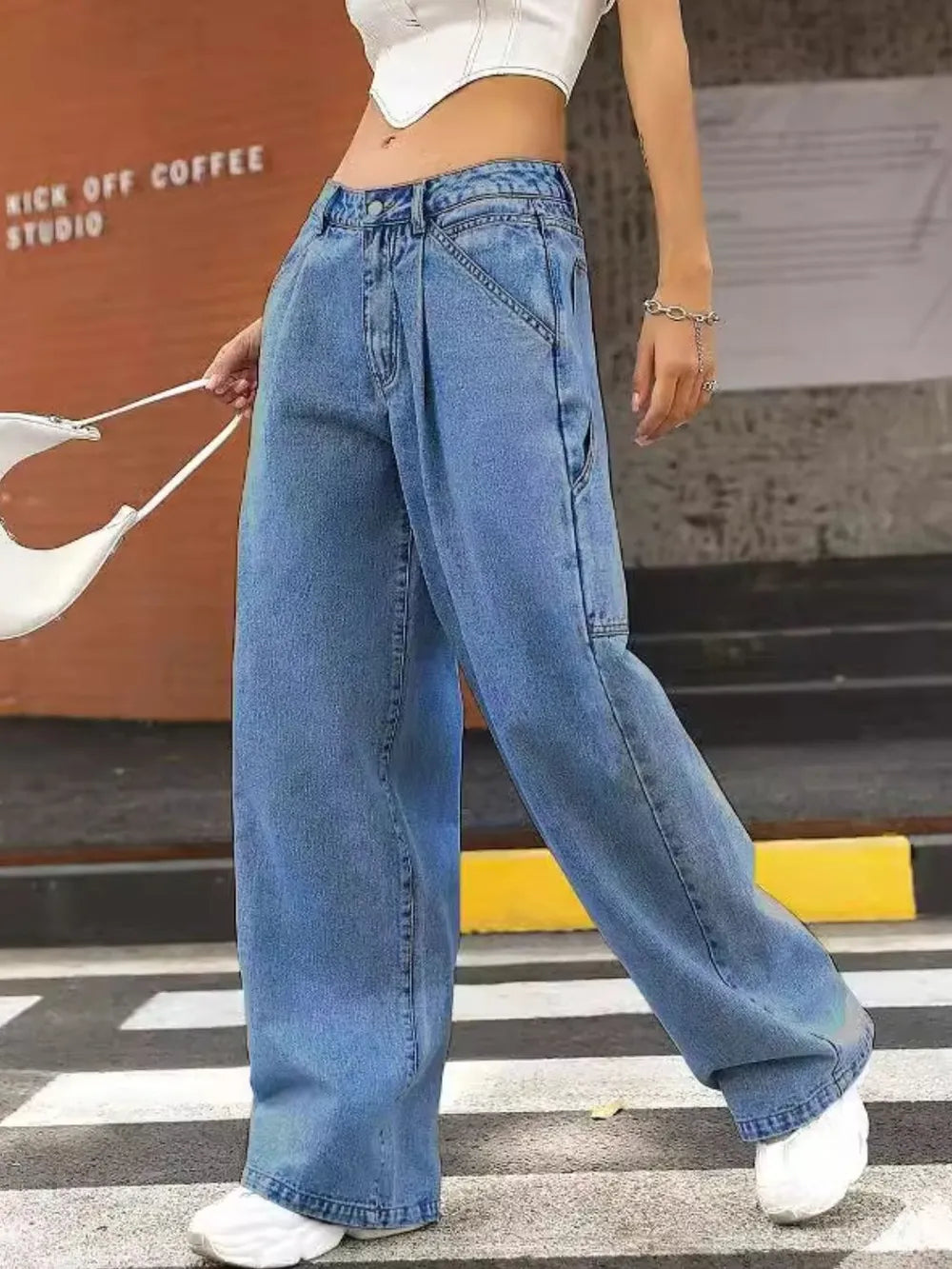 Wide Leg Jeans with Pockets - Korvel