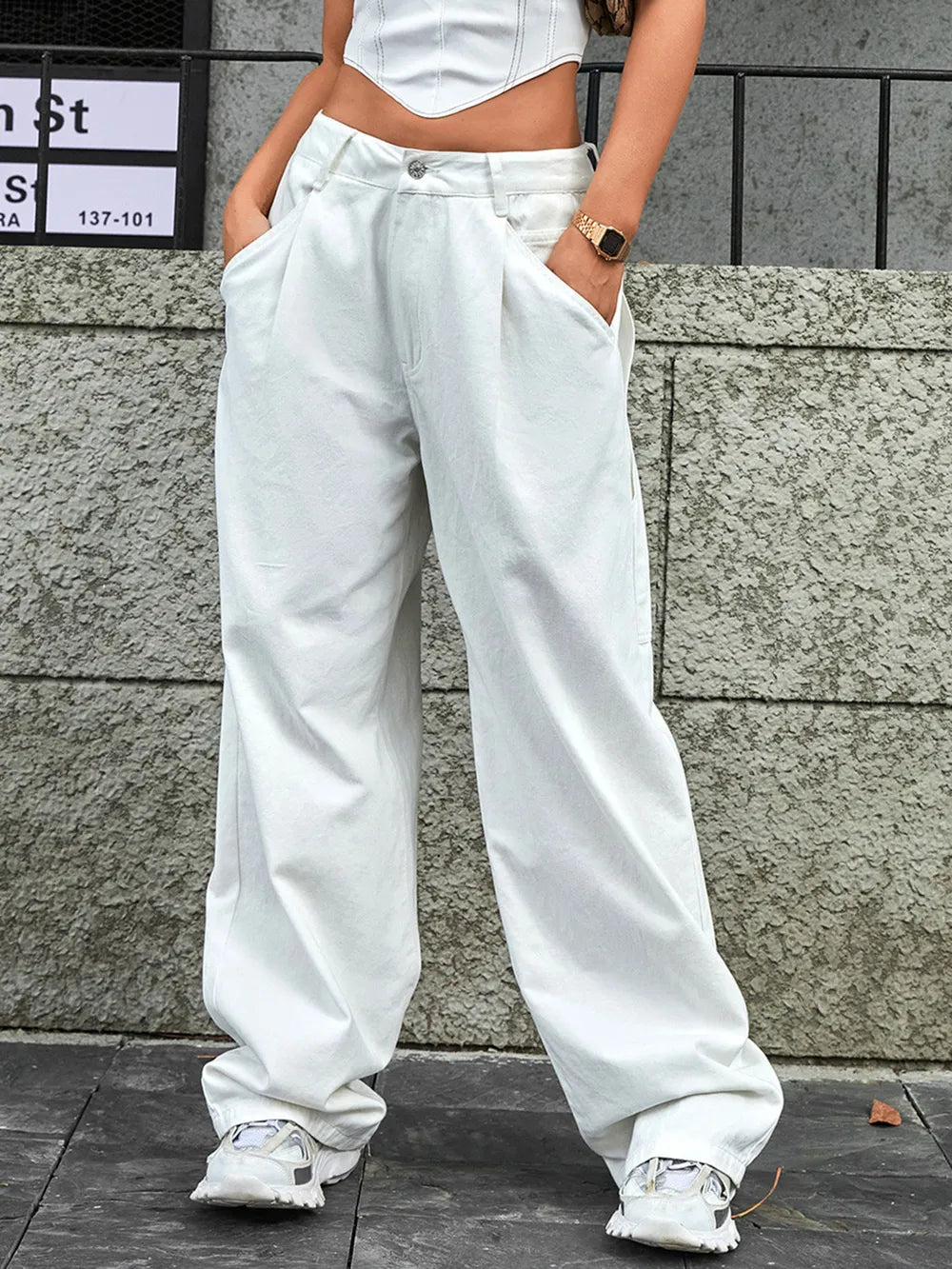 Wide Leg Jeans with Pockets - Korvel
