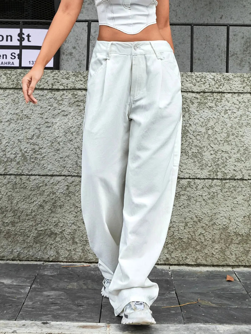 Wide Leg Jeans with Pockets - Korvel