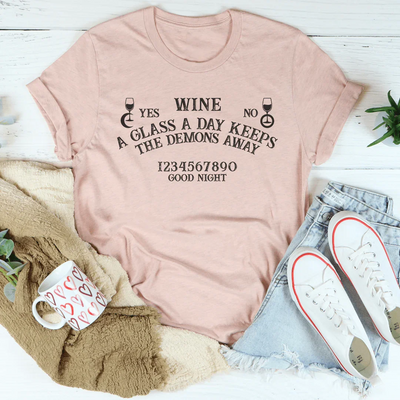 T-shirt Un Verre De Vin Par Jour Éloigne Les Démons