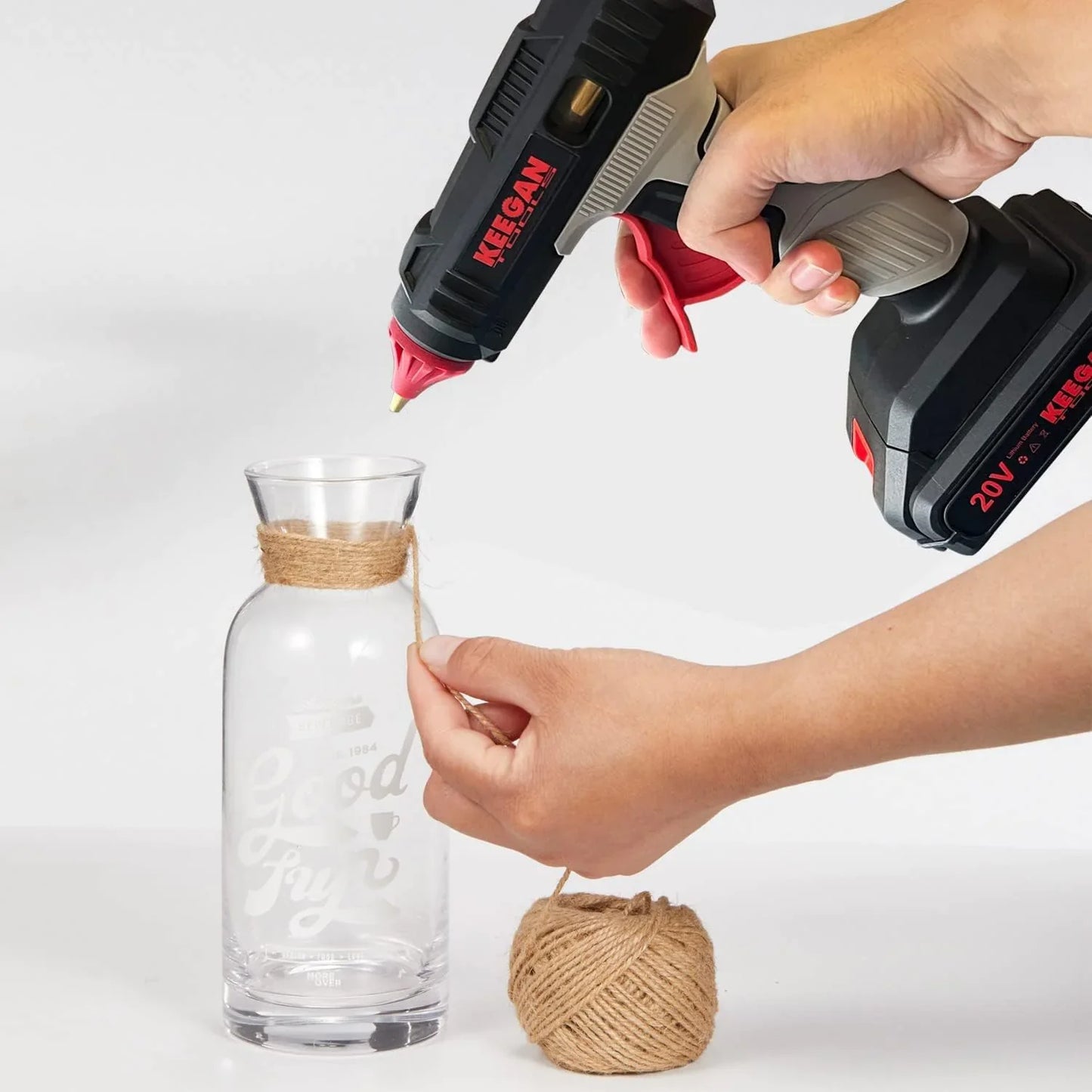 Cordless 20V Hot Melt Glue Gun Kit with Rechargeable Batteries