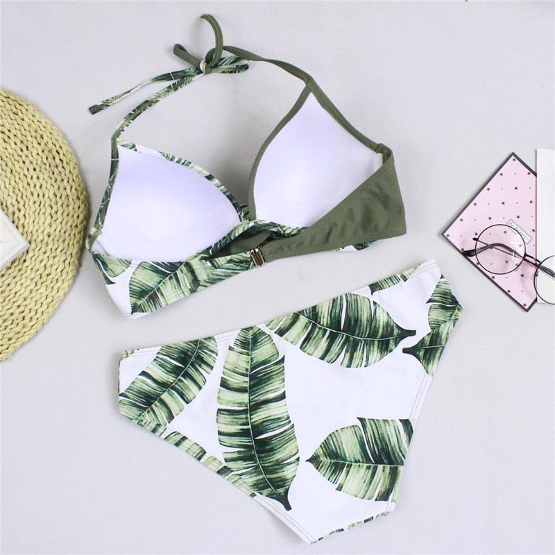 Ensemble de bikini taille haute à devant torsadé élégant pour femmes