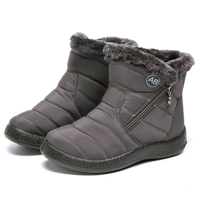 Stylish Women's Waterproof Winter Boots - Lightweight Ankle Design with Fur Lining - Korvel