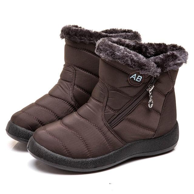 Stylish Women's Waterproof Winter Boots - Lightweight Ankle Design with Fur Lining - Korvel