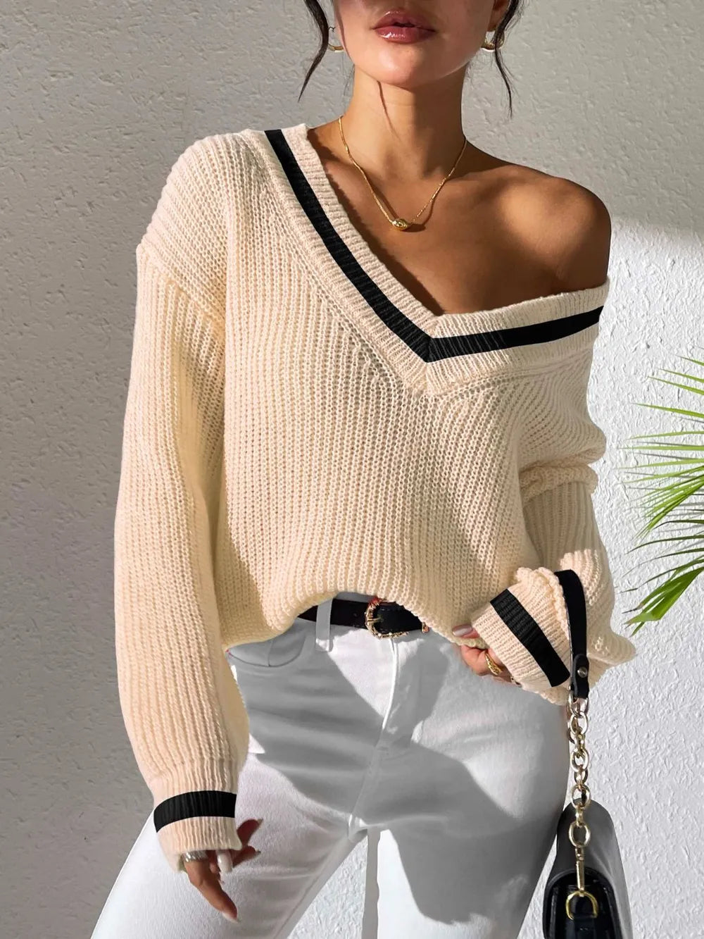 Women's College Style Women's Sweater Color Contrasting V-neck Loose Sweater - Korvel