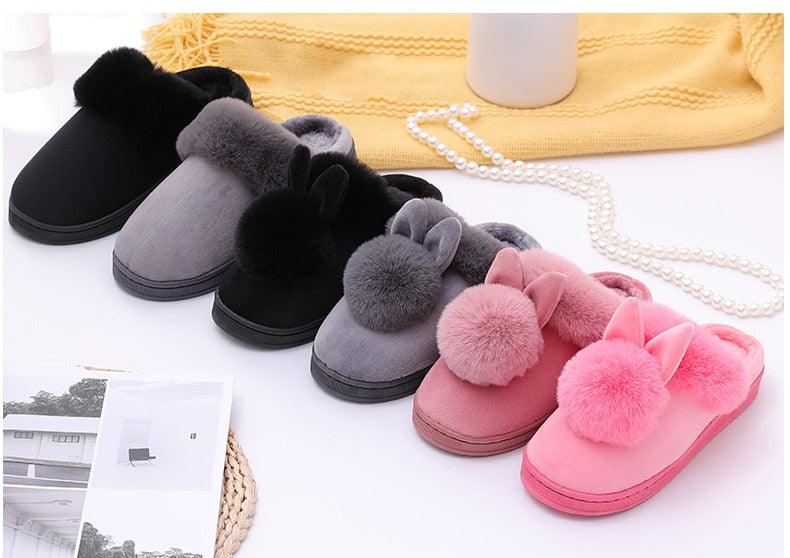 Zapatillas de Interior con Orejas de Conejo para Mujeres - Cómodas y Elegantes