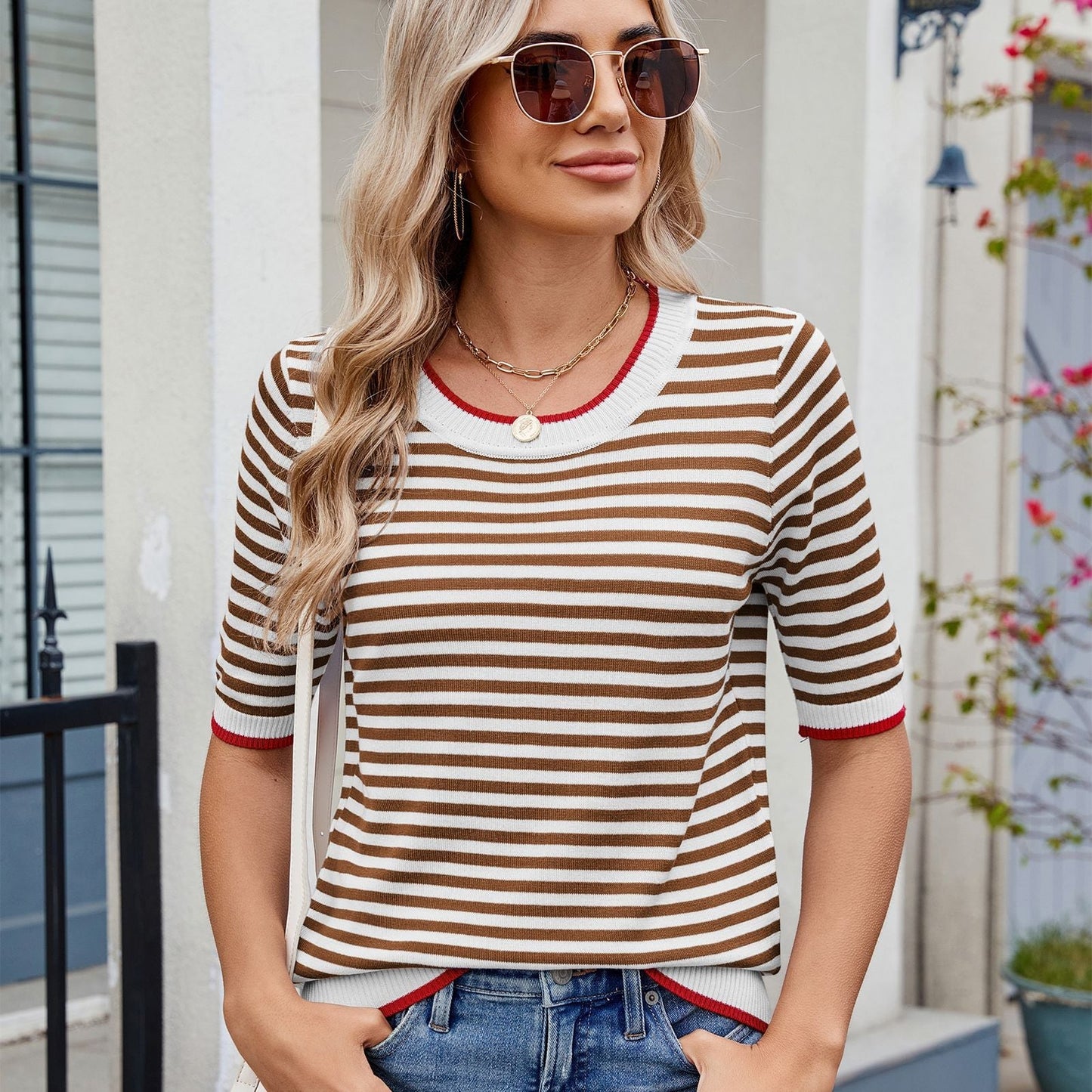 T-shirt à manches courtes rayé pour femmes