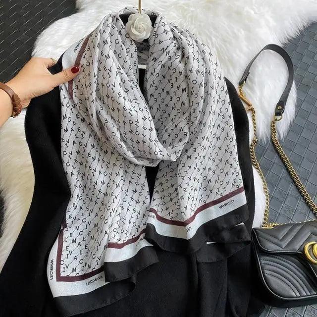 Bufanda de Algodón con Estampado de Leopardo Elegante para Mujeres