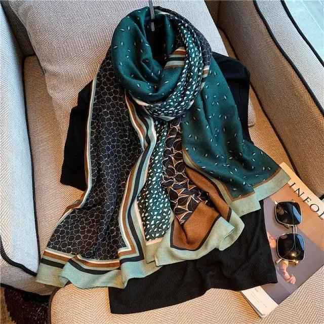 Bufanda de Algodón con Estampado de Leopardo Elegante para Mujeres