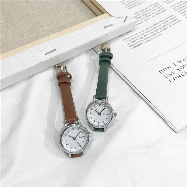 Montre à Quartz Élégante pour Femme avec Bracelet en Cuir