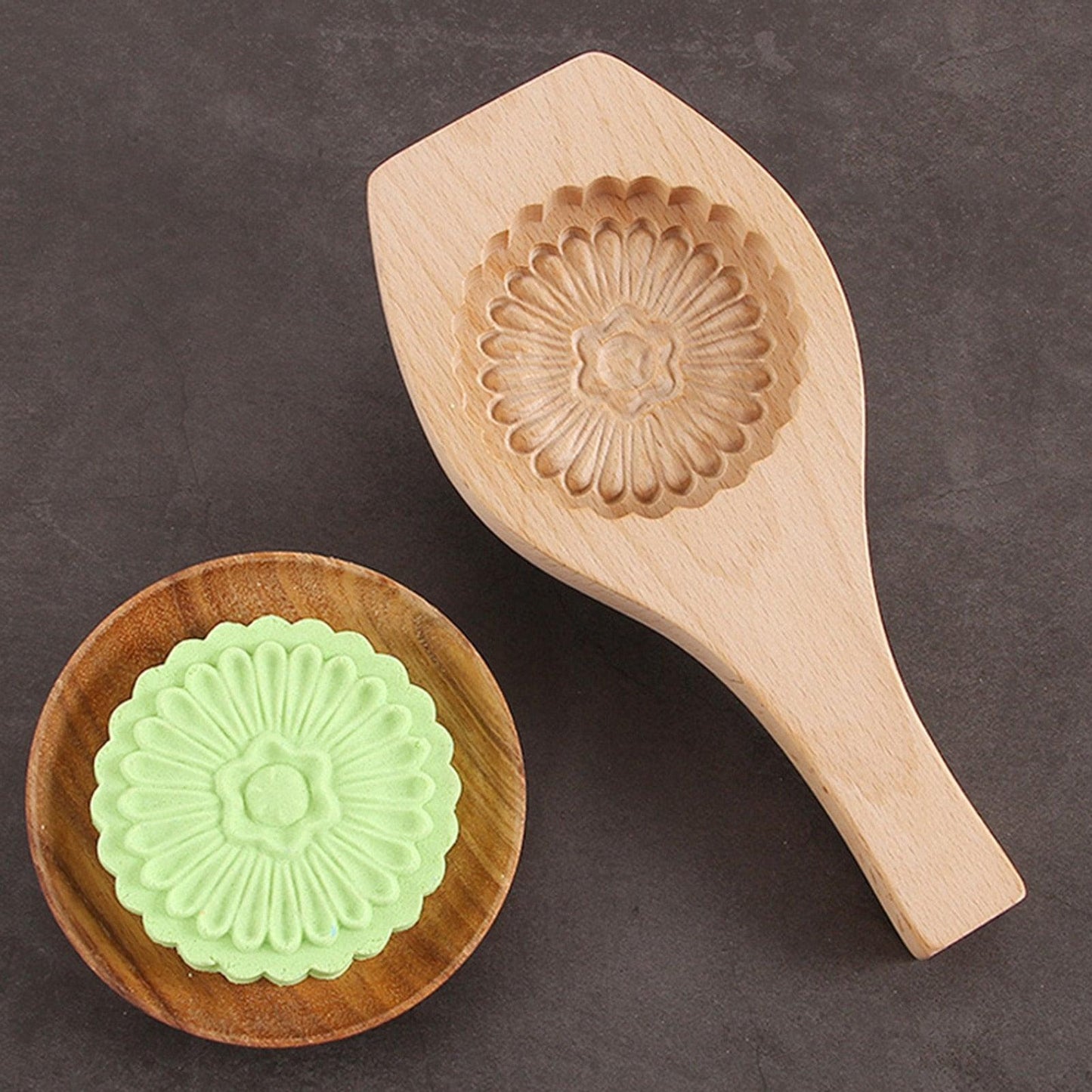 Moule à Gâteau de Lune en Bois pour Desserts Exquis