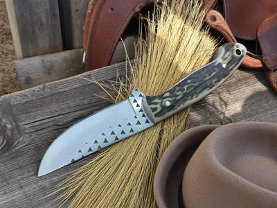Hornspur Hunter – Handcrafted Rustic Belt Knife with Unique Antler Handle & Leather Sheath - Korvel
