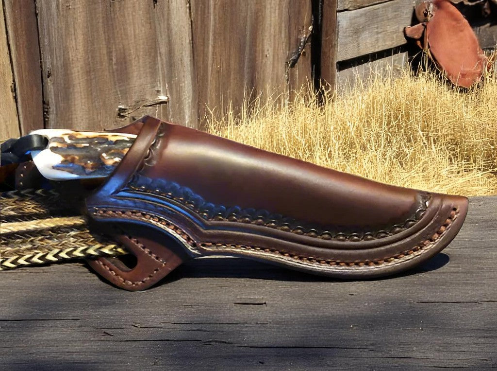 Hornspur Hunter – Handcrafted Rustic Belt Knife with Unique Antler Handle & Leather Sheath - Korvel