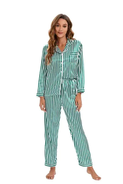 Ensemble de Pyjama en Satin de Soie Rayé Élégant pour Femmes