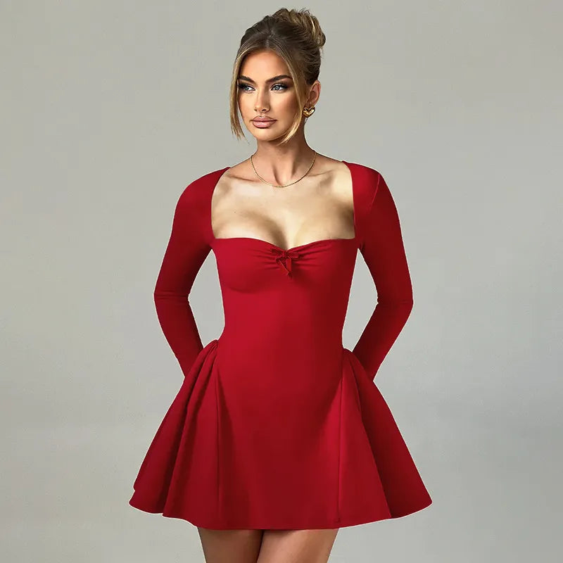 Robe élégante à manches longues bulle ajustée