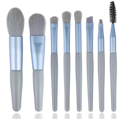 Ensemble de pinceaux de maquillage essentiels pour une application parfaite