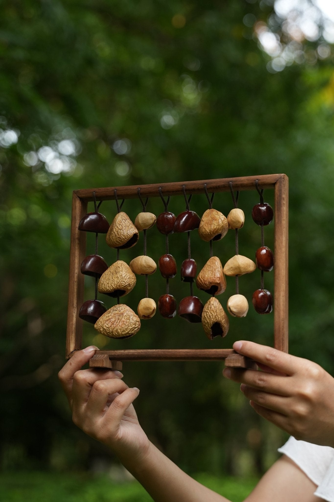 La Harpe des Fruits - Sculpture Sonore Verticale