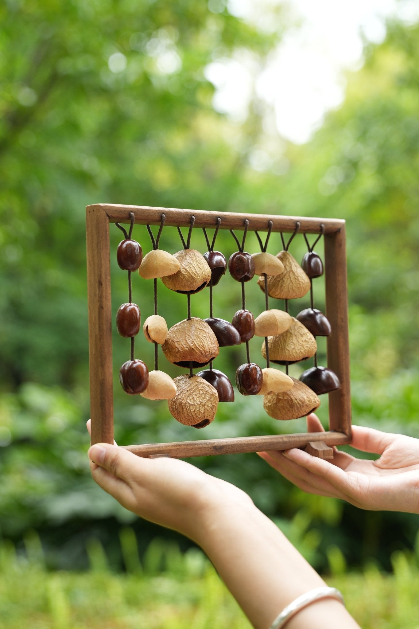 La Harpe des Fruits - Sculpture Sonore Verticale