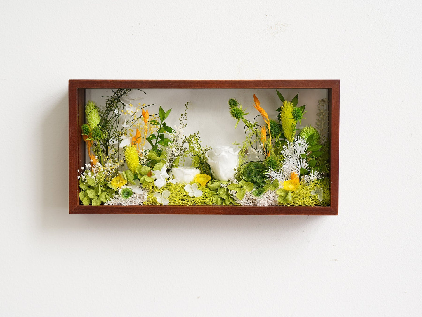Le Jardin Paysager - Boîte d'Ombre avec Fleurs Préservées
