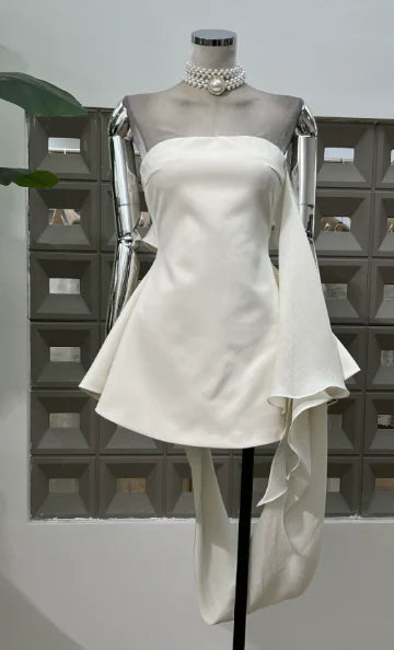 Vestido Mini Tubo con Cinta