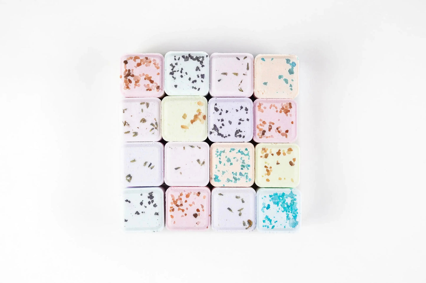 Luxurious Bath and Shower Gift Set - 3 Bath Bombs & 8 Shower Steamers